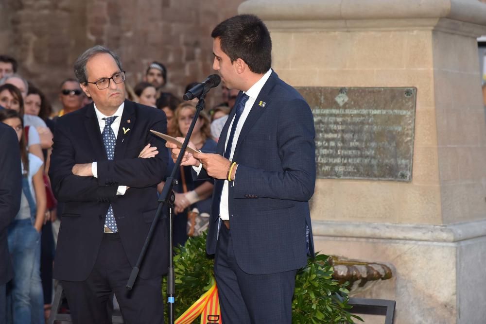 Visita de Torra a Cardona i representació del setge i caiguda del municipi en mans de les tropes borbòniques