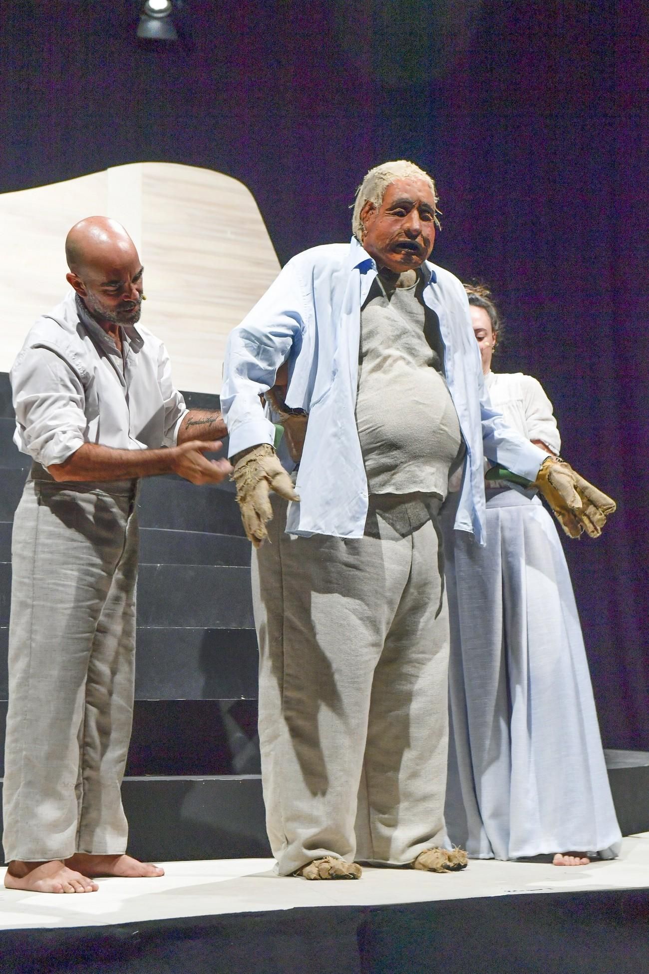 ‘Mararía la de Femés’ muestra su espíritu rebelde y combativo en el Teatro Pérez Galdós