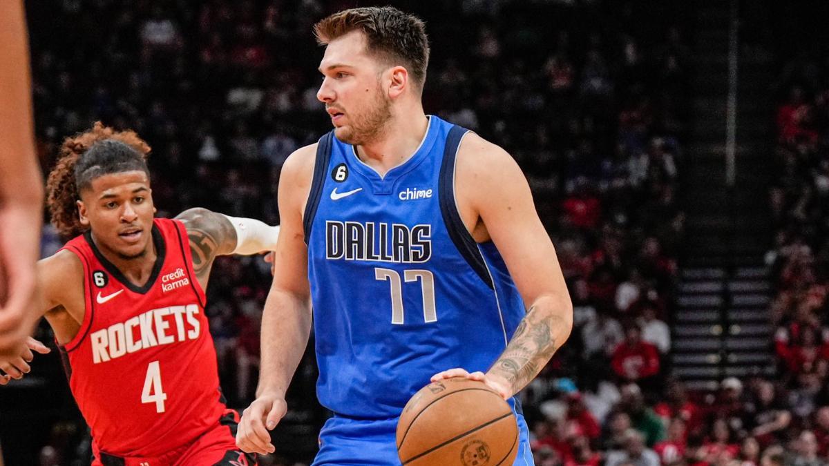 Luka Doncic se apuntó 39 puntos, 12 rebotes y 8 asistencias en la victoria ante los Houston Rockets (106-111)