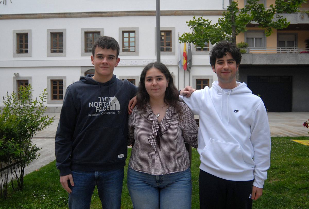 SILLEDA. ALUMNOS INSTITUTOS MATRICULA HONOR IES PINTOR COLMEIRO DIEGO Y ROSALIA Y MILLAN CPR MARIA INMACULADA