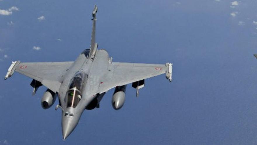 Francia aumenta su participación en la guerra contra el Estado Islámico