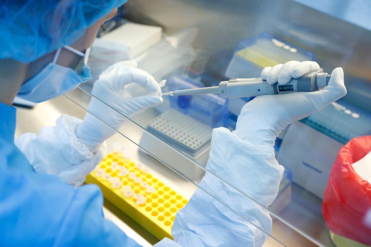 FILE PHOTO: A scientist prepares samples during the research and development of a vaccine against the coronavirus disease (COVID-19) at a laboratory of BIOCAD biotechnology company in Saint Petersburg, Russia June 11, 2020. REUTERS/Anton Vaganov/File Photo