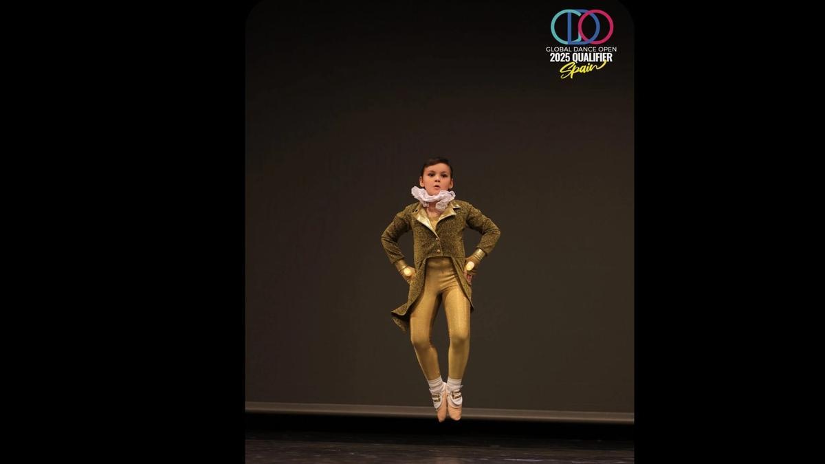 El bailarín pacense Fede López en Mérida, durante el Global Dance Open.