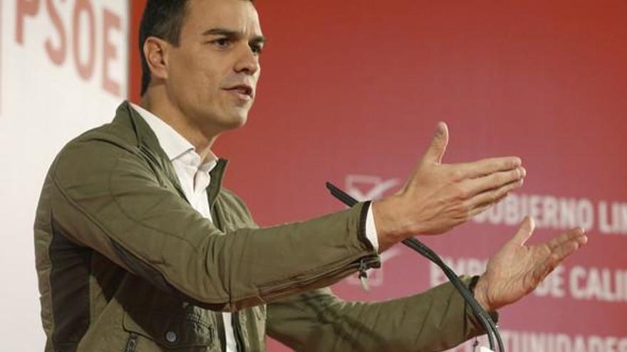 Sánchez pide &quot;un voto más que Rajoy&quot; para que &quot;nadie se quede atrás&quot;