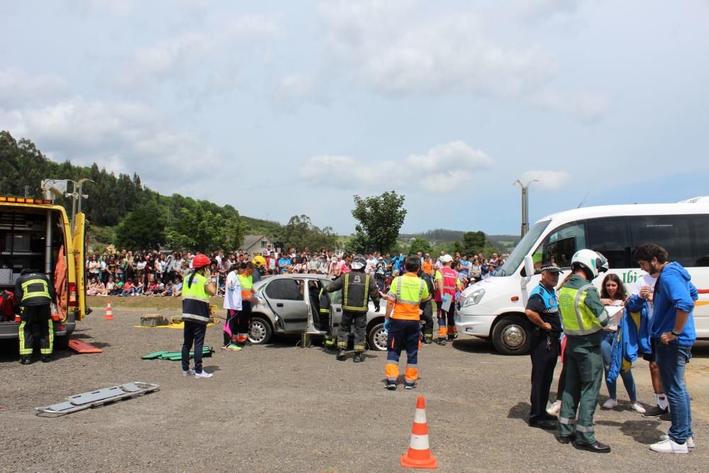 Simulacro de accidente en Vegadeo