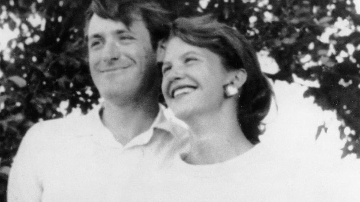 Ted Hughes y Sylvia Plath en Yorkshire, 1956.