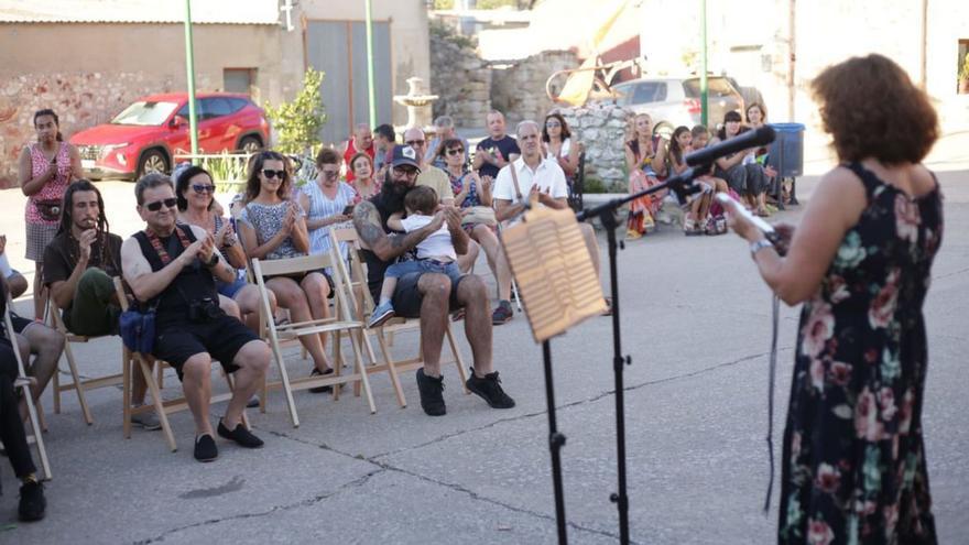 Poesía y agua en la Semana Cultural de Tardobispo