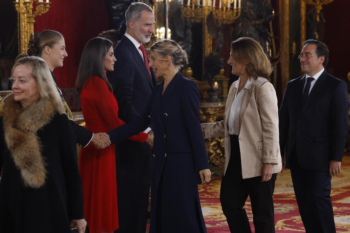 Unos 1.300 invitados asisten a la recepción de la Fiesta Nacional en el Palacio Real