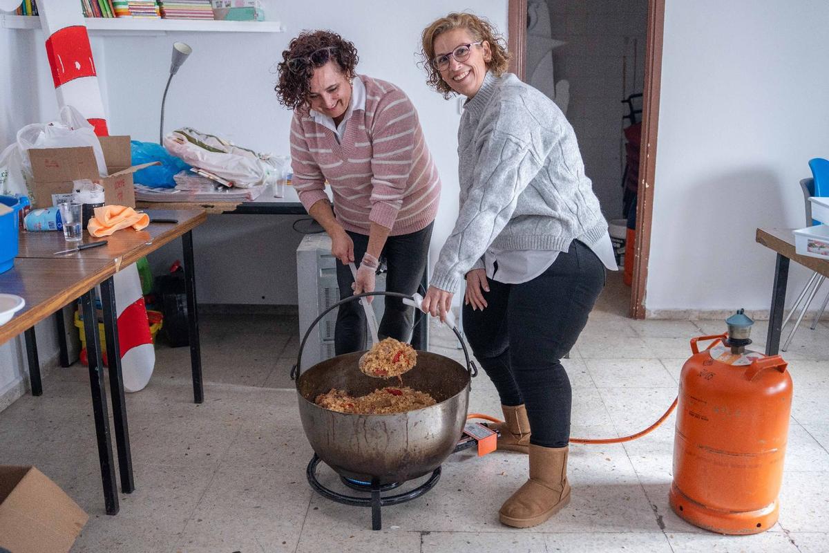 Las migas protagonizan las convivencias navideñas de las barriadas de Mérida