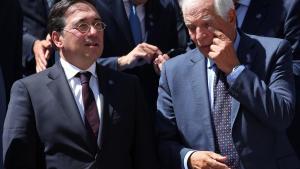 El alto representante de la UE para Asuntos Exteriores, Josep Borrell, junto al ministro de Exteriores, José Manuel Albares, en la cumbre informal de Exteriores de Toledo.