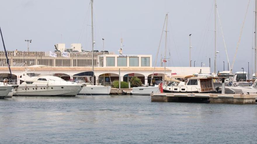 Dársena de poniente del puerto de la Savina cuando era de Marina de Formentera.