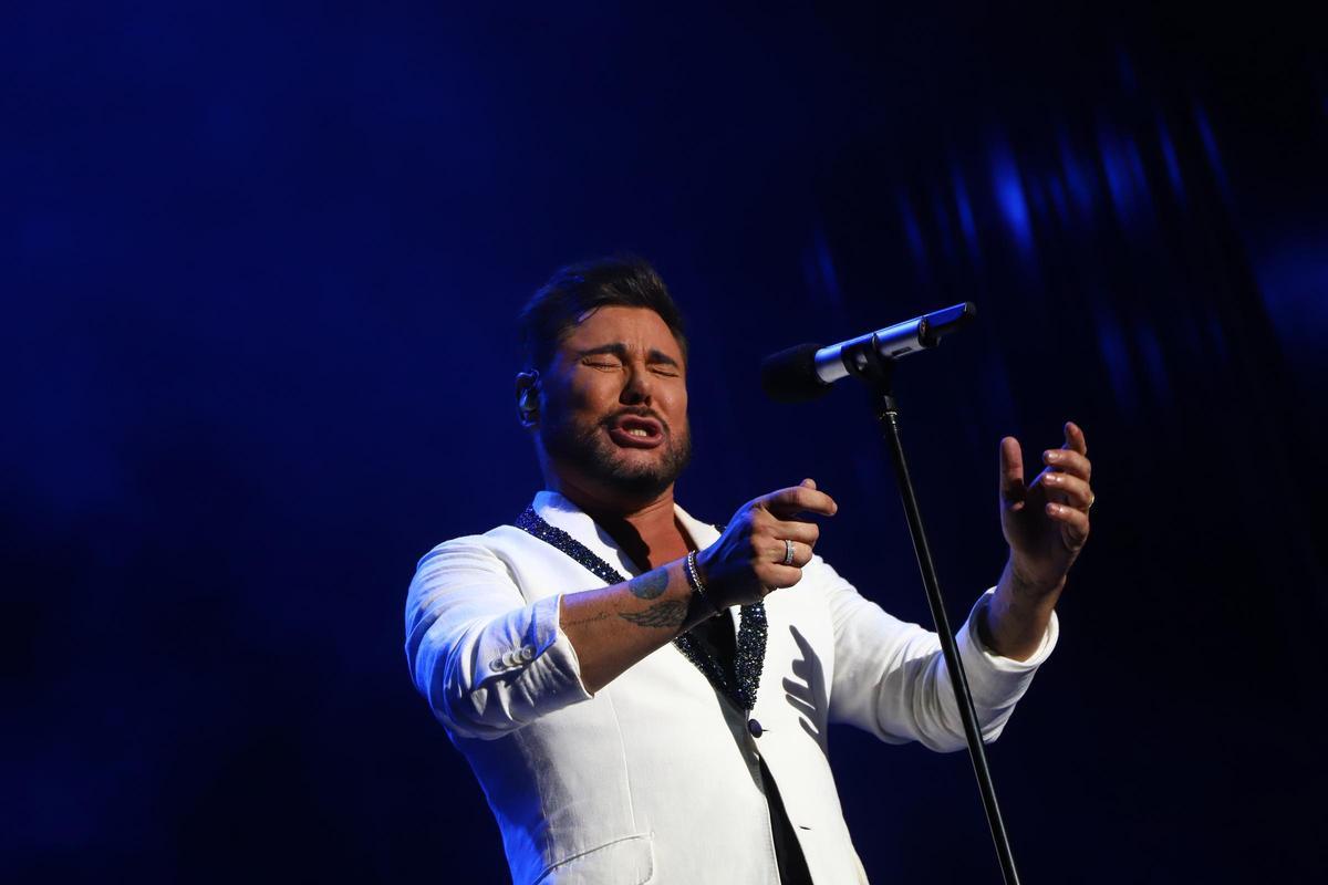 El quejío de Miguel Poveda suena en Córdoba