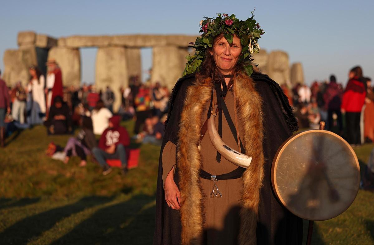 Salida del sol del solsticio de verano desde Stonehenge