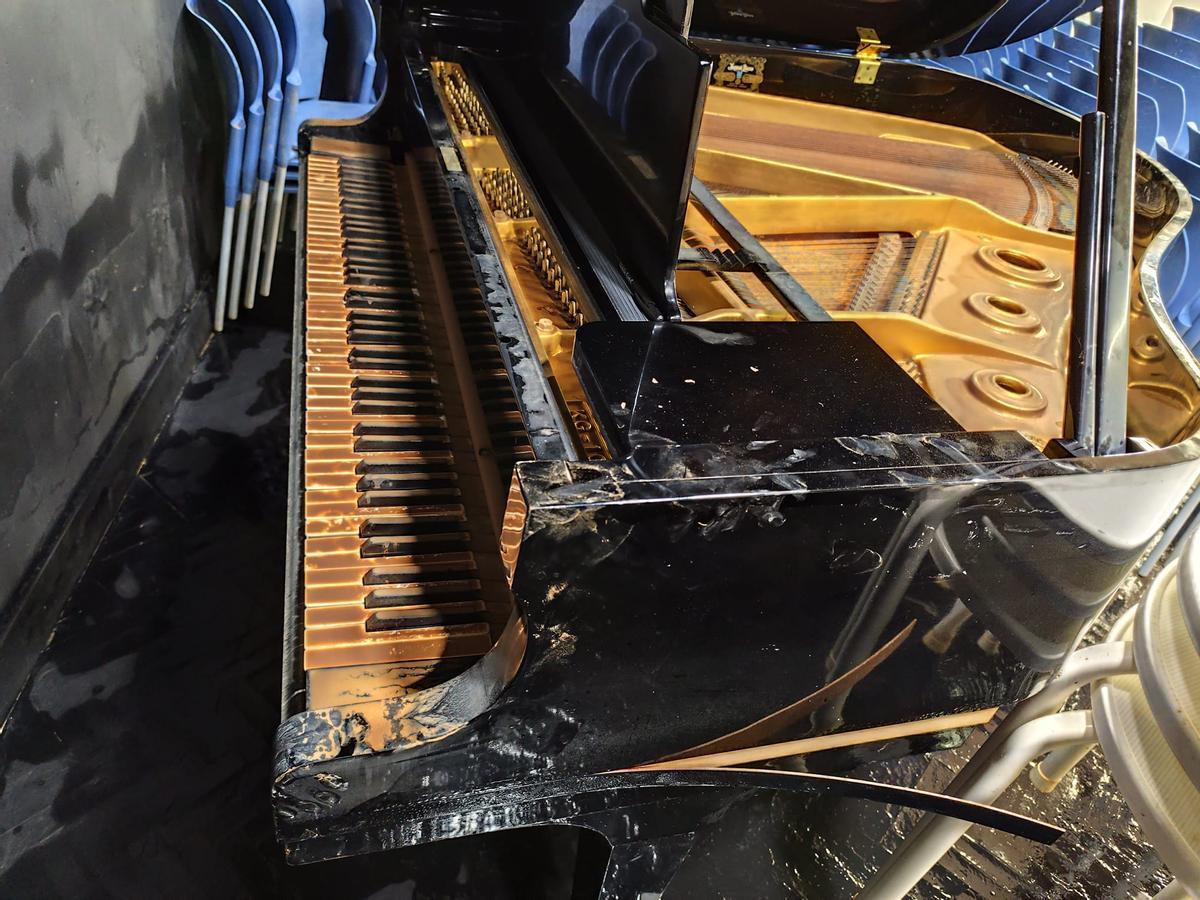 Detalle de la afectación en el piano.