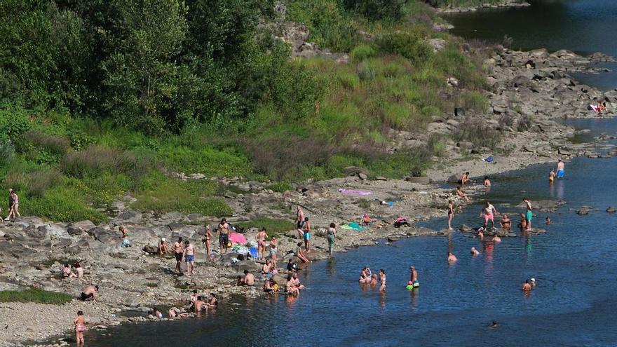 El primer fin de semana del otoño llega con un descenso de las temperaturas en la costa y alerta de calor en el interior de Galicia