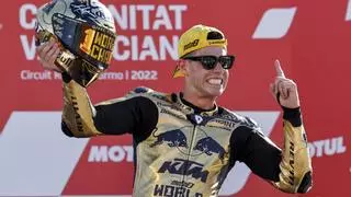 Augusto Fernández se proclama campeón del mundo de Moto2