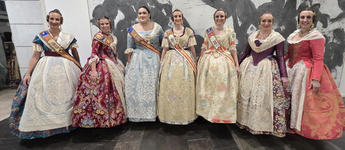 La alfombra roja de la Exaltación de la Fallera Mayor de València 2026