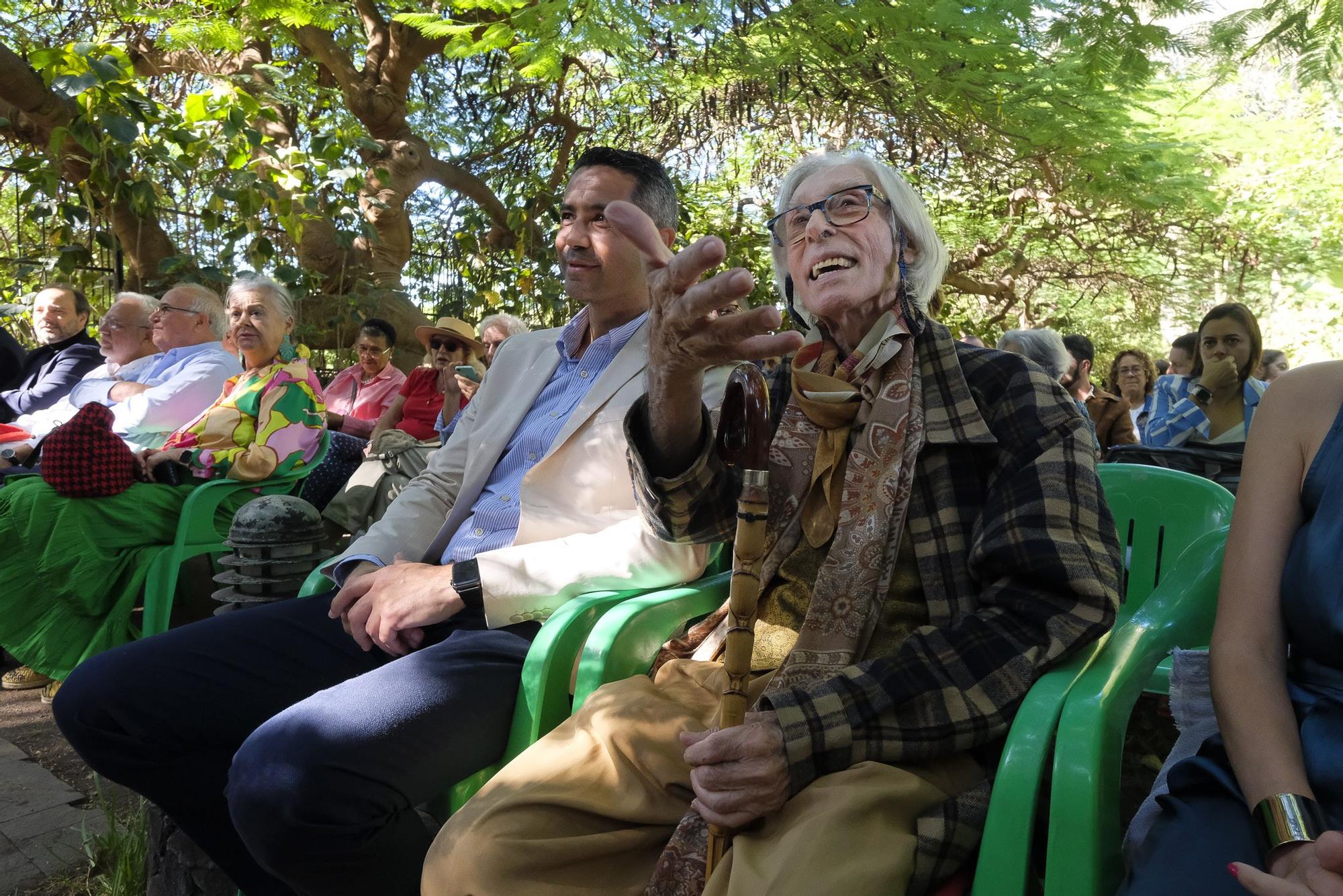 Agaete celebra el cumpleaños del artista Pepe Dámaso