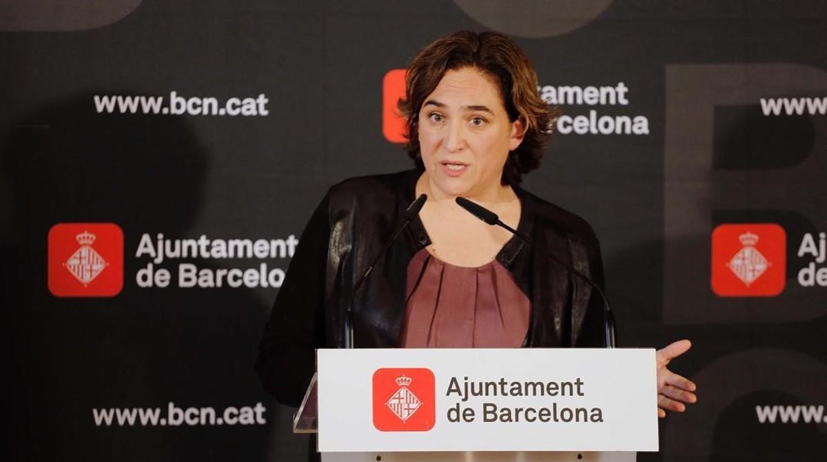 jgblanco36306701 barcelona 16 11 2016  ada colau durante la rueda de prensa e161116130407