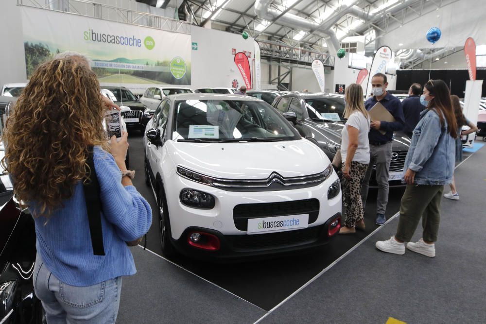 El recinto del Ifevi acogió este jueves la primera jornada de MotorOcasión