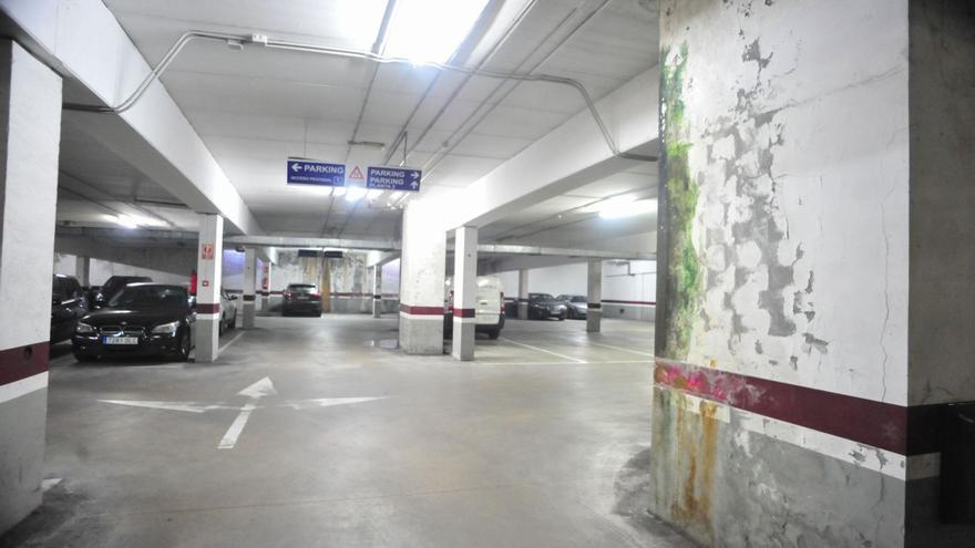 El parking de Xoán XXIII cuenta con tres plantas de 2.300 metros cuadrados cada una.