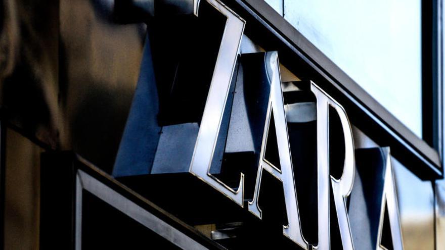 Zara es una de las cadenas propiedad de Inditex.