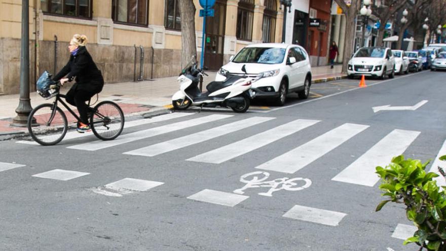 El Ayuntamiento ultima la contratación de la señalización vertical y horizontal de Alicante