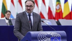 Brussel·les insta a reduir els impostos de la llum per reduir la factura en un 15%