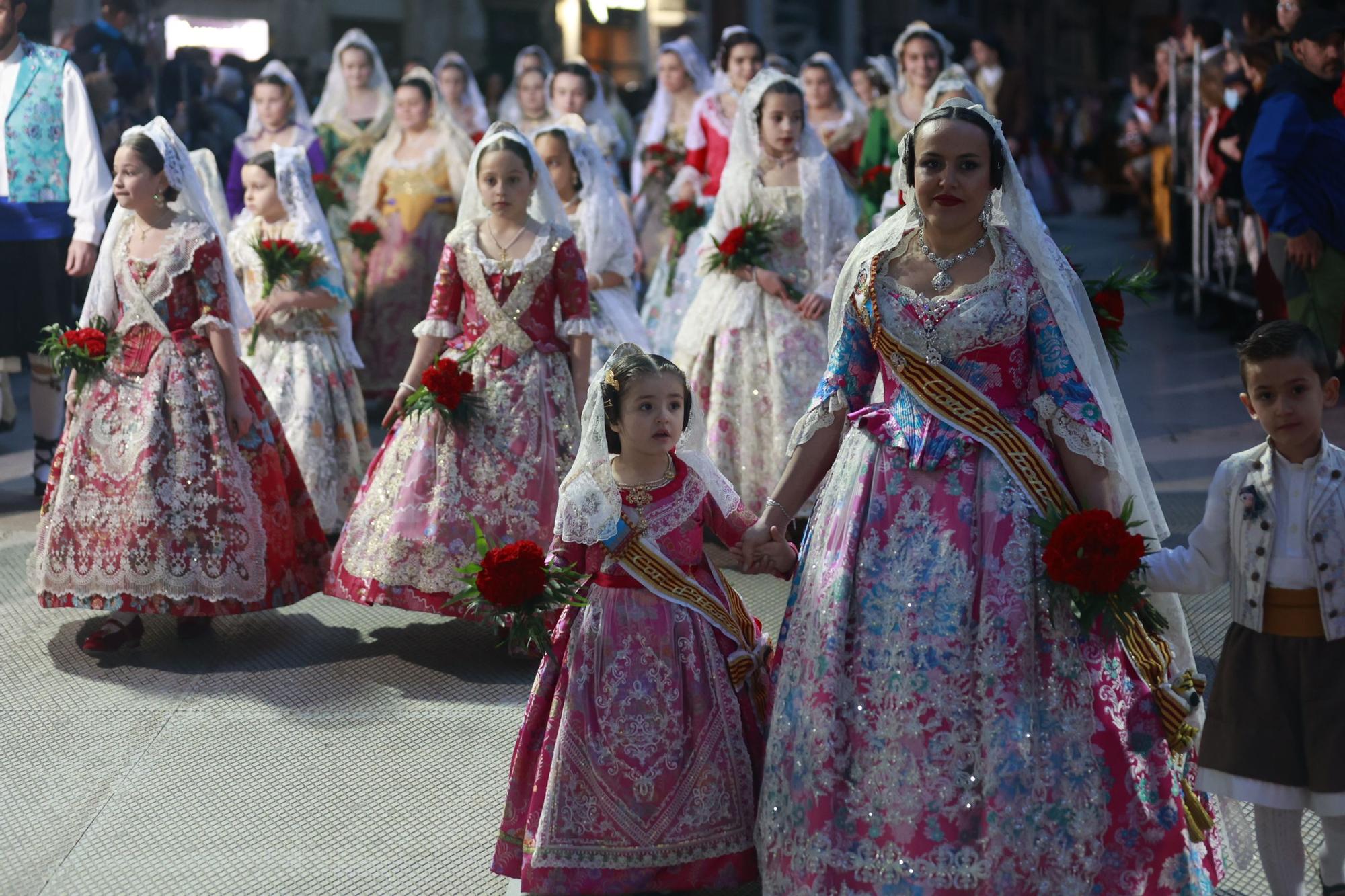 Búscate en el segundo día de ofrenda por la calle Quart (entre las 19:00 a las 20:00 horas)