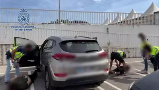 Condenan a dos jóvenes por matar al padrastro de uno de ellos en Elche para robarle