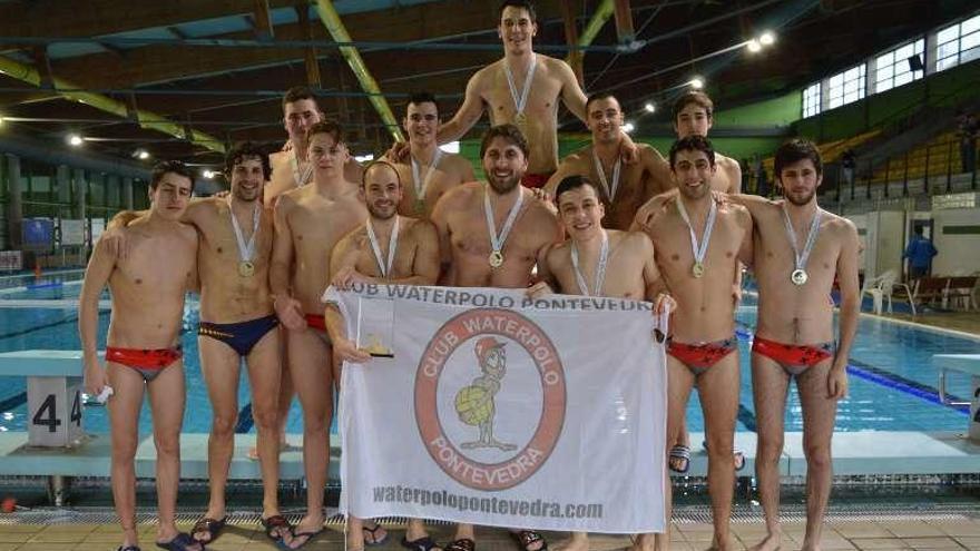 Plantilla del Waterpolo Pontevedra. // FdV