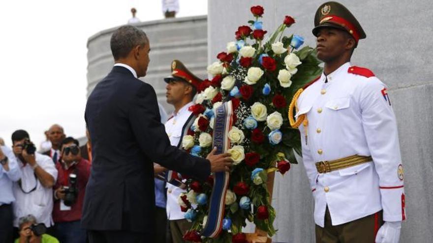 Obama rinde homenaje a José Martí