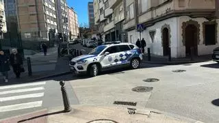 Detenida una persona que estaba en busca y captura tras una pelea en un local de la calle Orzán