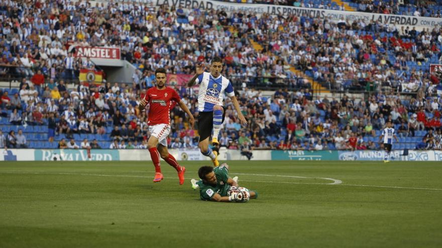 Un instante del encuentro entre el Hércules y el Real Murcia