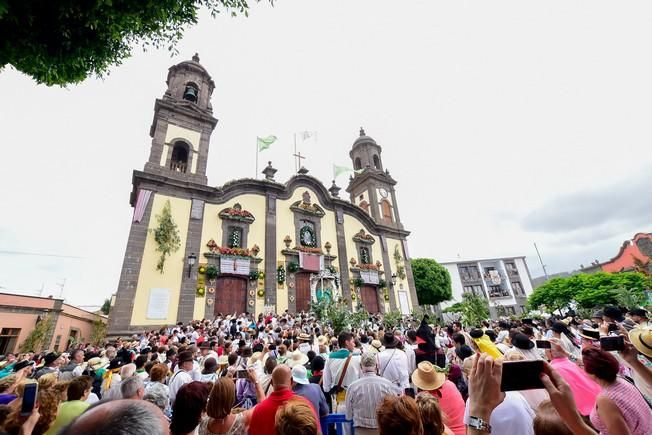 Procesion y Romeria por las Fiestas de las ...