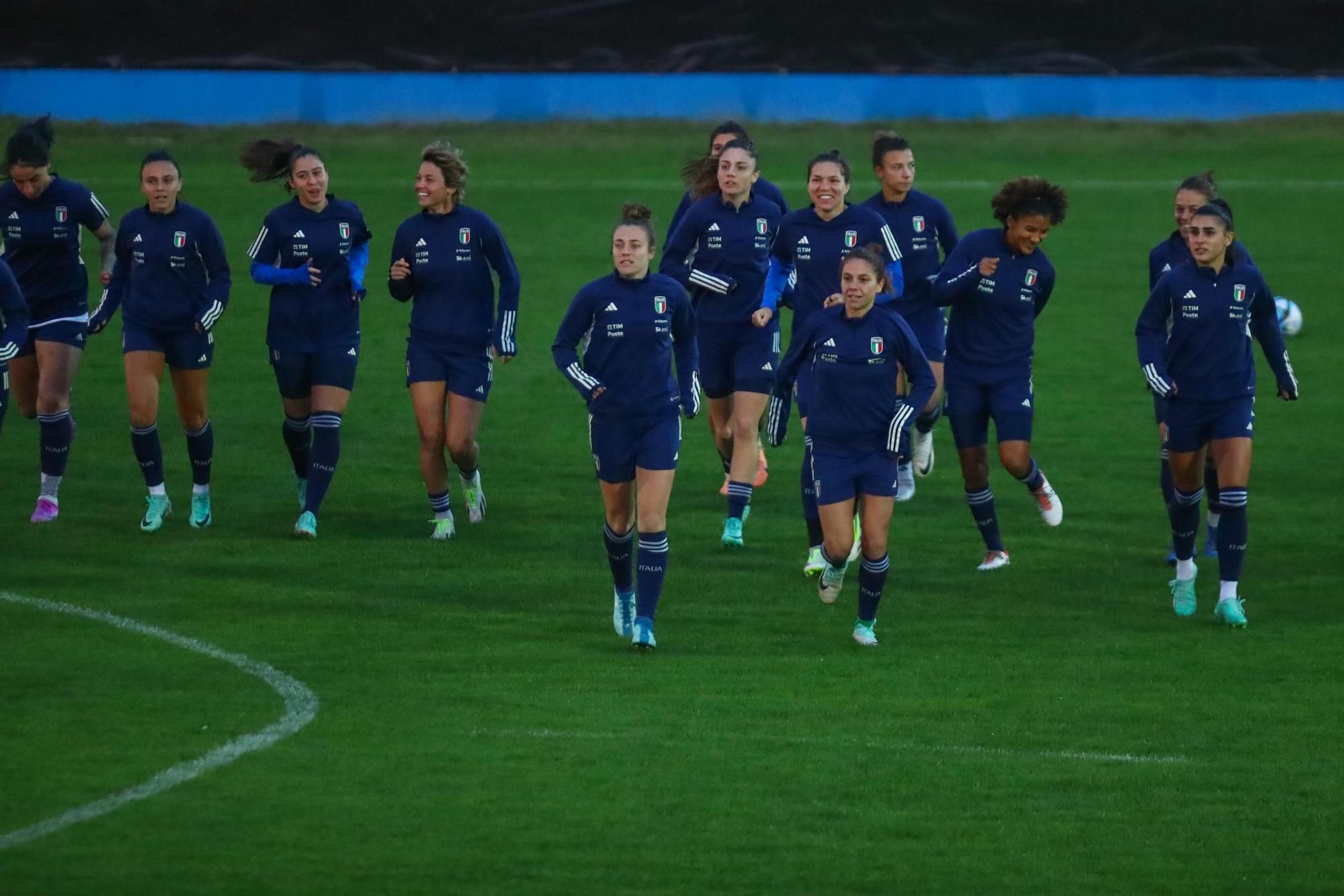 La selección de Italia, durante la sesión de entrenamiento en Cambados