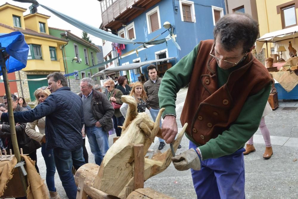 Mercáu Tradicional de La Caleya en Lena