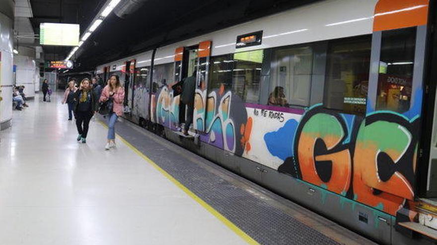 La demanda de Rodalies i Ferrocarrils cau un 85% respecte un dia feiner