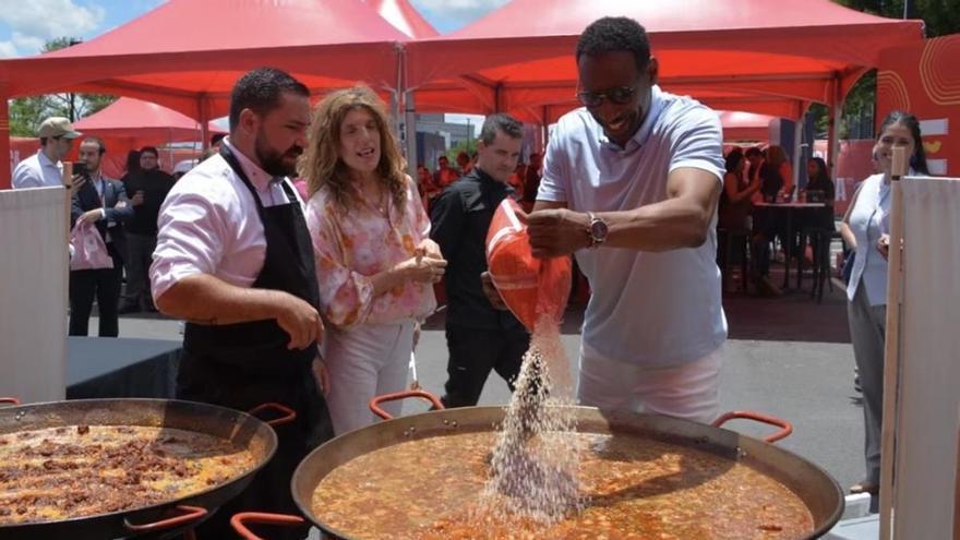 La auténtica paella valenciana conquista Atlanta durante el Mundial