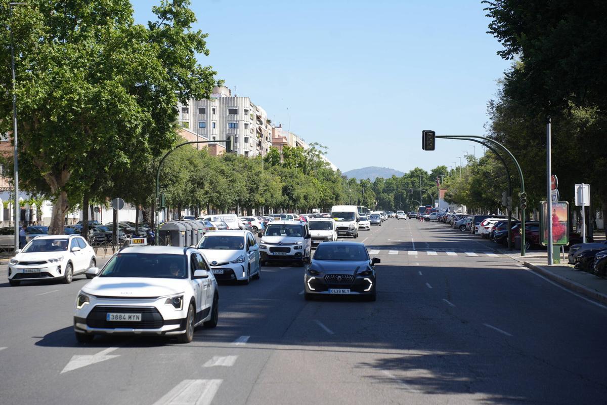Córdoba. fotos de la Avenida Republica Argentina para el plan de asfaltado