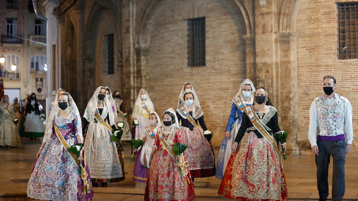 Búscate en el primer día de Ofrenda por las calles del Mar y Avellanas entre las 21:00 y 22:00 horas