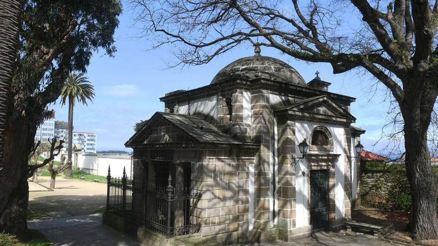 Capilla del cementerio de San Amaro.