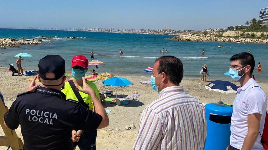 Veinticinco asistentes turísticos se incorporan al dispositivo de seguridad de las playas de El Campello
