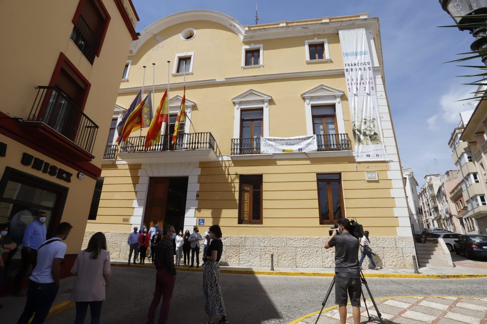 Oliva despide a su Premio Cervantes Francisco Brines