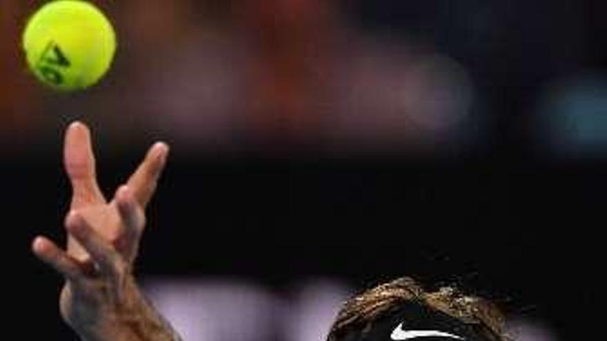 Vía libre para Federer hacia la final tras la retirada de Chung