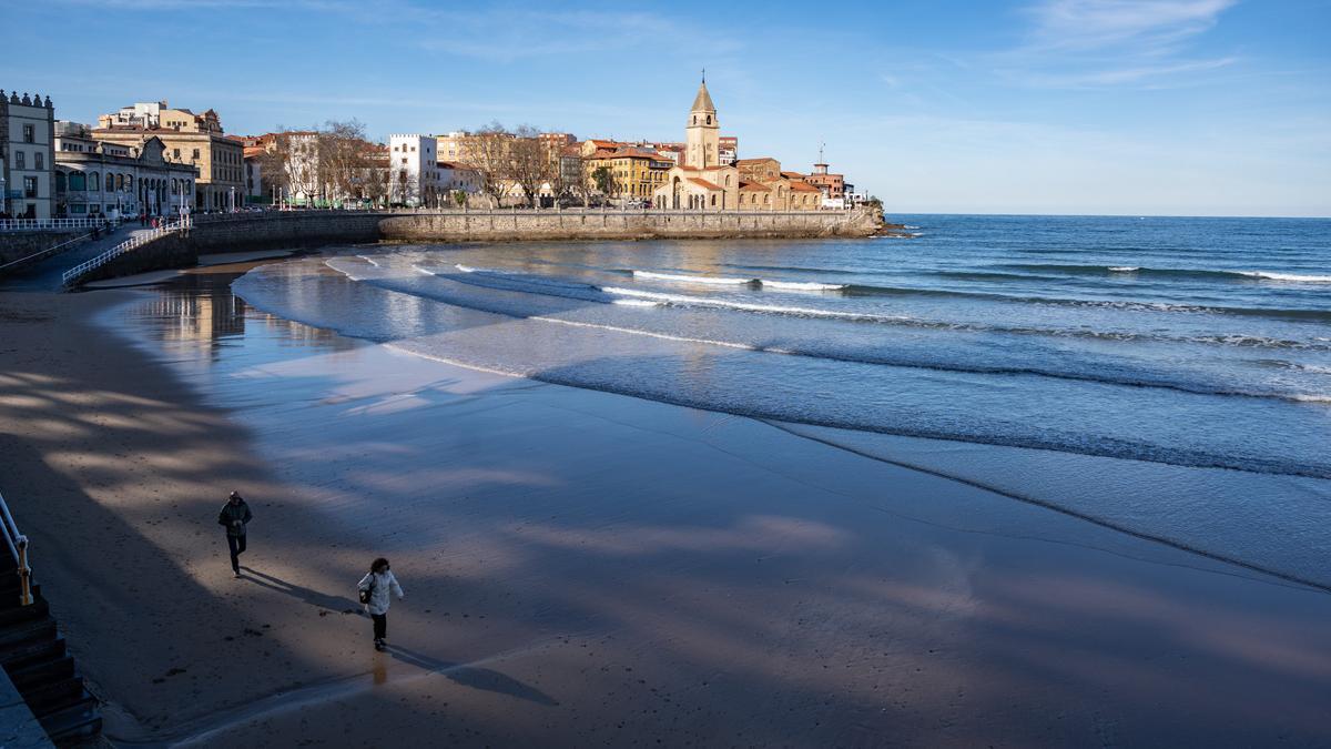 Vistas de la playa de Gijón