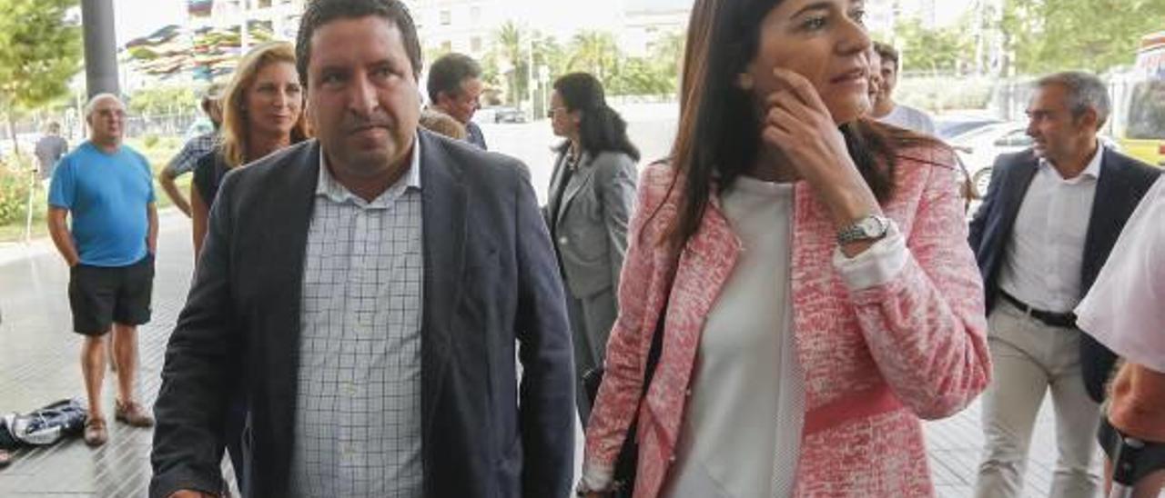 Sanidad vuelve a dejar en evidencia a Moliner por apropiarse de dinero estatal para el acelerador