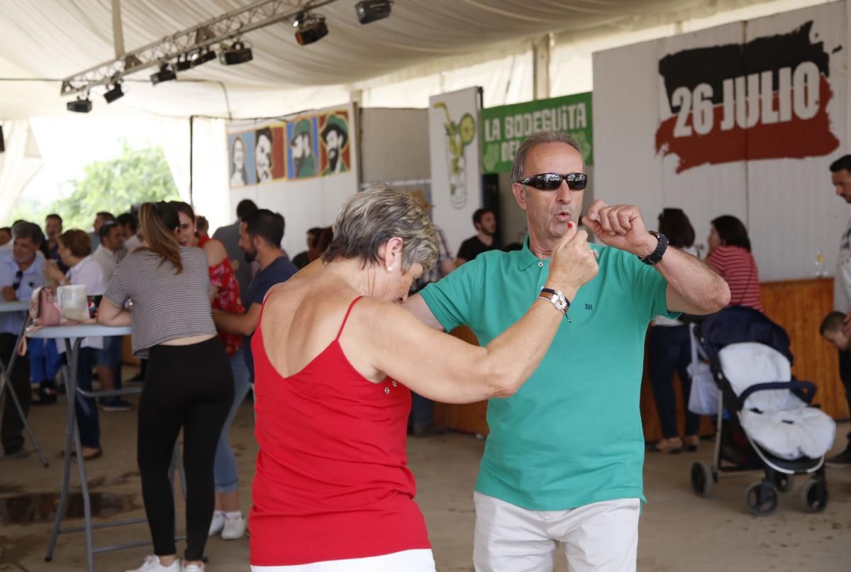 Domingo de feria en El Arenal