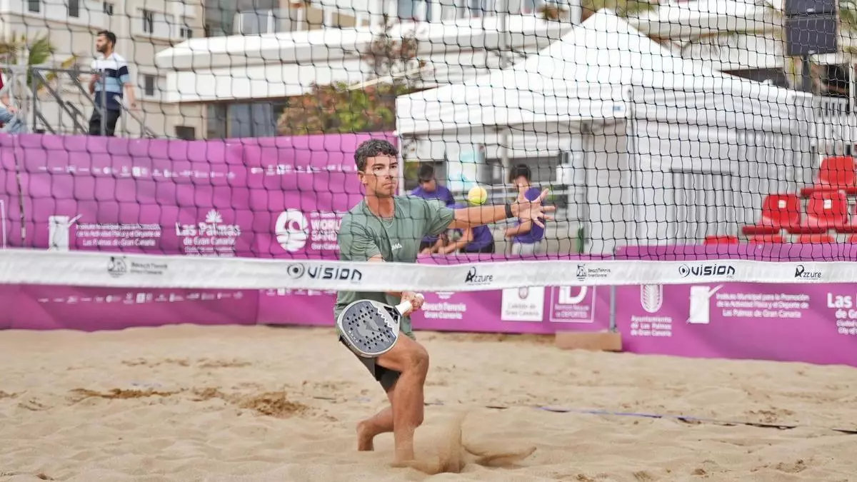Antomi Ramos y Sophia Romanova conquistan el título individual del Sand Series Classic ITF BeachTennis Gran Canaria en Las Canteras