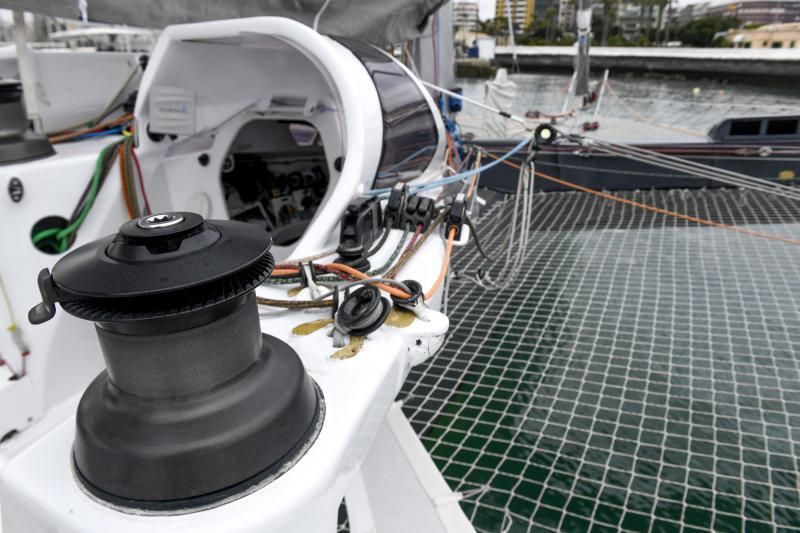 11-11-19 LAS PALMAS DE GRAN CANARIA. MUELLE DE CLUB NAUTICO. LAS PALMAS DE GRAN CANARIA. Trimaran multicasco que aquiere batir el recor de la vuelta al mundo atracado en la Marina del Real Club Nautico de Las Palmas de Gran Canaria. Fotos: Juan Castro.  | 11/11/2019 | Fotógrafo: Juan Carlos Castro